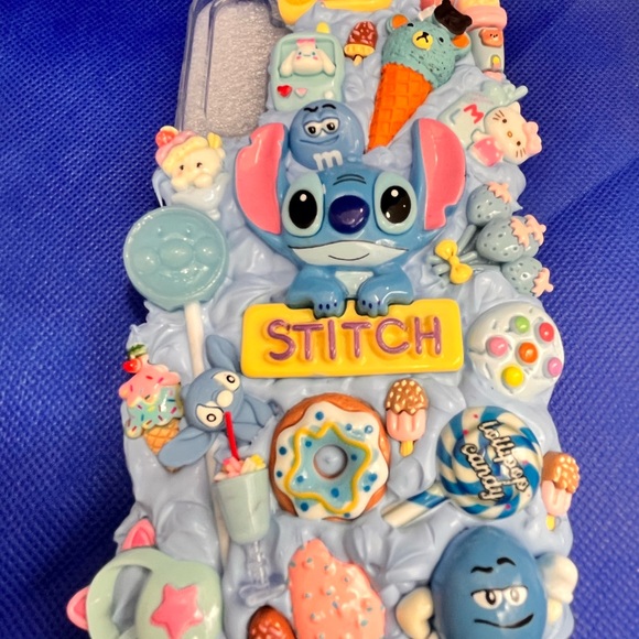 Blue Stitch-Themed Decoden phone case - Picture 5 of 9